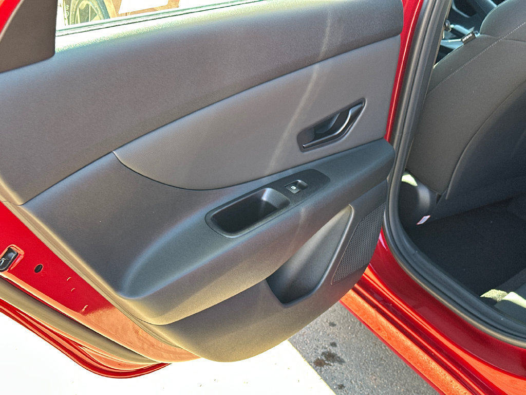 Certified 2026 Hyundai Elantra Sport FWD image 21