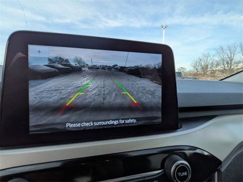 Used 2021 Ford Escape SE image 21