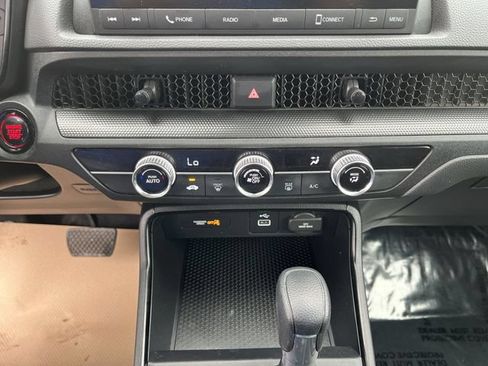 Used 2025 Honda CR-V LX image 18