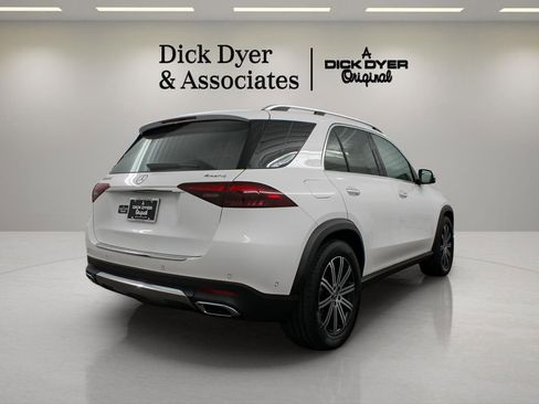 Used 2024 Mercedes-Benz GLE 350 4MATIC image 4