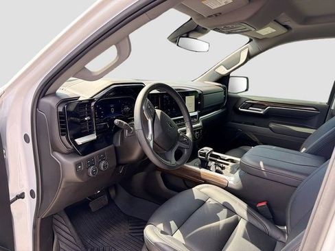Used 2024 Chevrolet Silverado 1500 RST AWD/4WD image 24