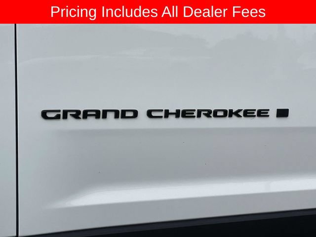 Used 2023 Jeep Grand Cherokee L Limited w/ Luxury Tech Group II AWD/4WD image 11