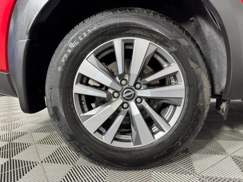 Used 2022 Nissan Pathfinder SL AWD/4WD image 50
