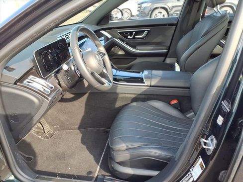 Certified 2023 Mercedes-Benz S 580 4MATIC Sedan image 11