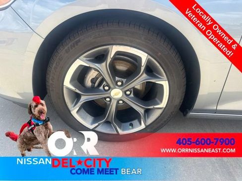 Used 2024 Chevrolet Malibu LT FWD image 9