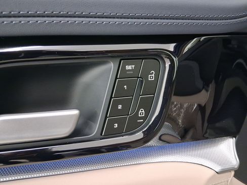 New 2026 Porsche Panamera image 12