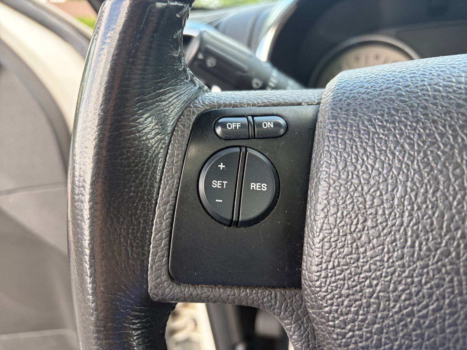 Used 2008 Ford Explorer Sport Trac Limited AWD/4WD image 14