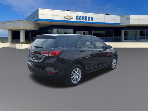 Used 2024 Chevrolet Equinox LS FWD image 5