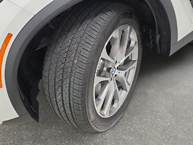 Certified 2024 BMW X5 xDrive40i w/ Premium Package AWD/4WD image 27