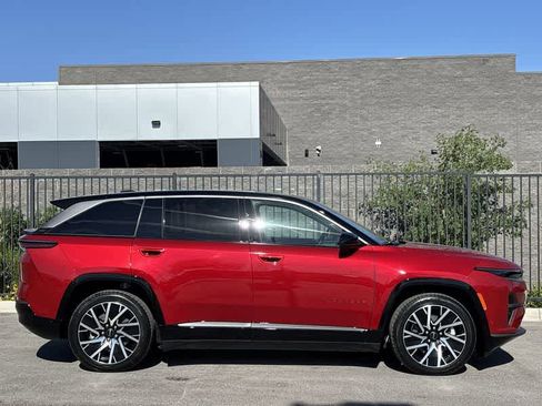 New 2025 Jeep Wagoneer S Limited image 9