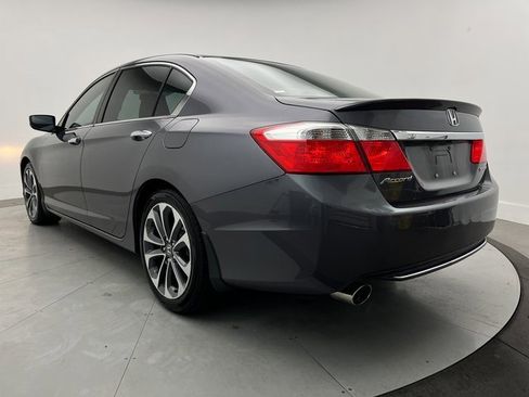 Used 2015 Honda Accord Sport image 7