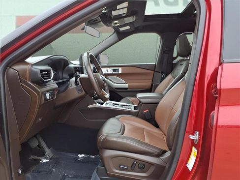 Used 2022 Ford Explorer King Ranch w/ Class IV Trailer Tow Package image 18