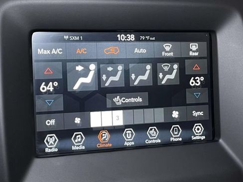 Used 2018 Jeep Compass Latitude w/ Popular Equipment Group AWD/4WD image 27