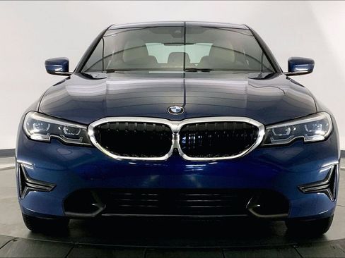 Used 2021 BMW 330i xDrive Sedan w/ Premium Package AWD/4WD image 2