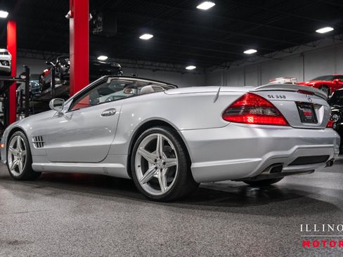 Used 2009 Mercedes-Benz SL 550 image 3