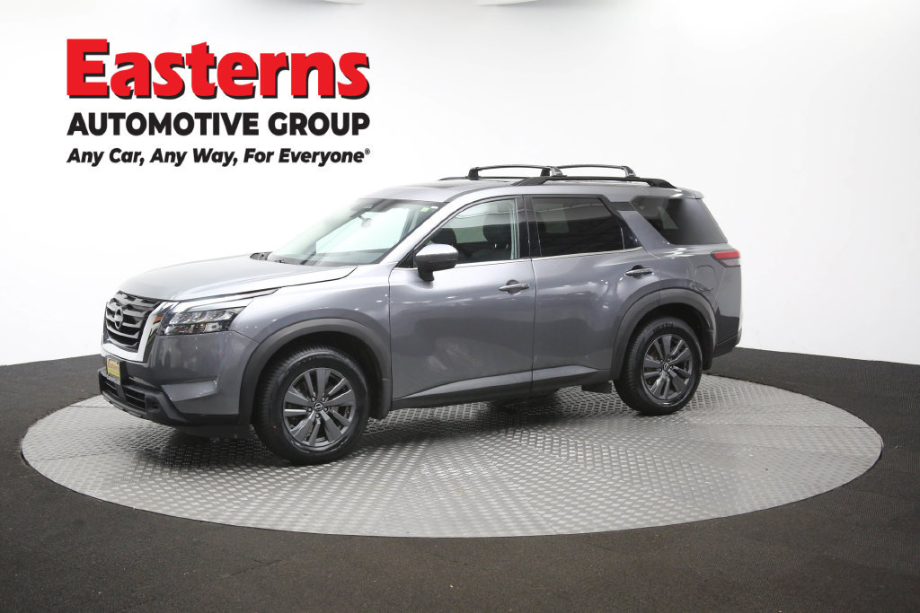 Used 2023 Nissan Pathfinder SV w/ SV Premium Package AWD/4WD image 62
