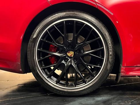 Used 2023 Porsche Panamera GTS image 27