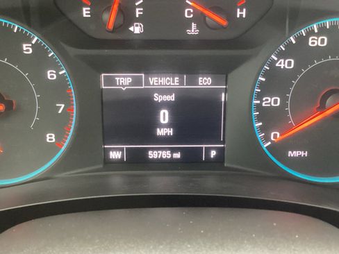 Used 2020 Chevrolet Traverse LS image 3