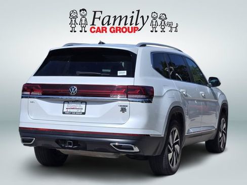 Used 2025 Volkswagen Atlas SEL AWD/4WD image 4