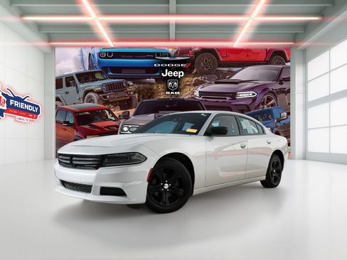 Used 2023 Dodge Charger SXT image 1