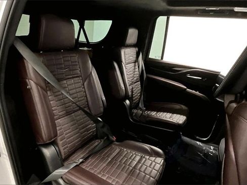 Used 2022 Cadillac Escalade ESV Sport Platinum image 23