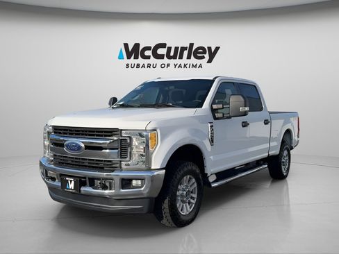 Used 2017 Ford F250 XLT w/ FX4 Off-Road Package AWD/4WD image 1