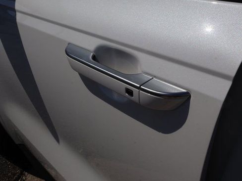 New 2026 Kia Carnival EX FWD image 14