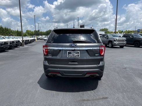 Used 2019 Ford Explorer XLT w/ Equipment Group 202A AWD/4WD image 4