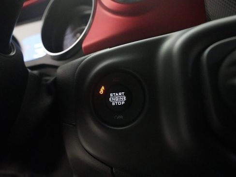 Used 2021 Jeep Wrangler Unlimited Rubicon w/ Cold Weather Group image 30