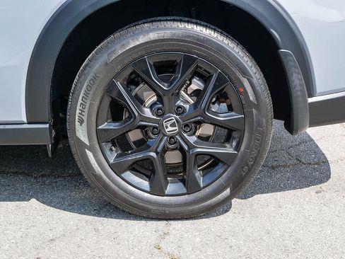 Used 2024 Honda HR-V Sport image 8