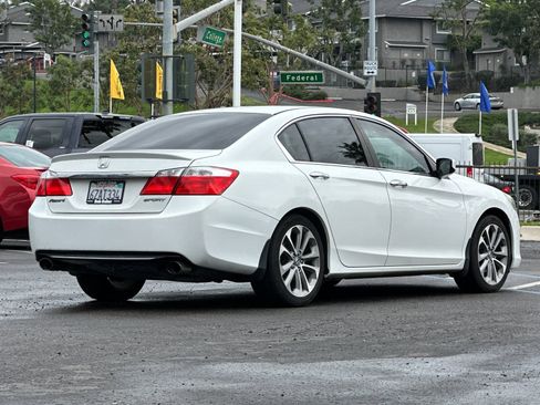 Used 2013 Honda Accord Sport image 5