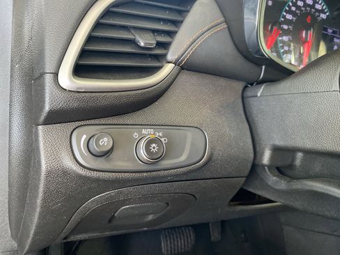 Used 2019 Chevrolet Trax LS w/ Tint and Cruise Package image 10