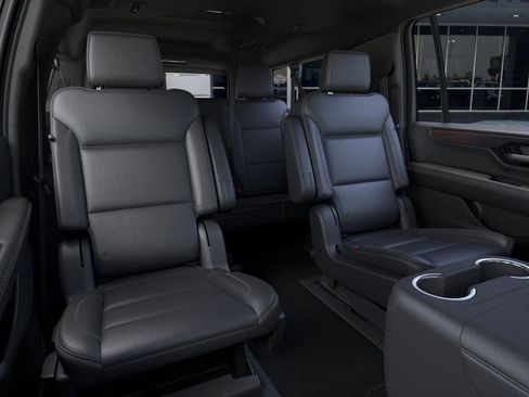 New 2026 GMC Yukon XL Denali w/ Denali Reserve Package AWD/4WD image 17
