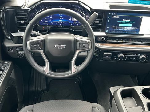 Used 2024 Chevrolet Silverado 1500 RST image 17
