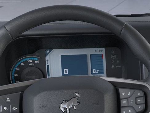 New 2025 Ford Bronco Badlands image 16