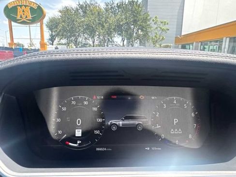 Used 2020 Land Rover Range Rover HSE AWD/4WD image 6