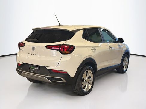 Used 2025 Buick Encore GX Preferred AWD/4WD image 9