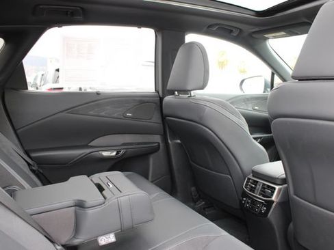 Certified 2024 Lexus RX 450h AWD w/ Convenience Package image 7