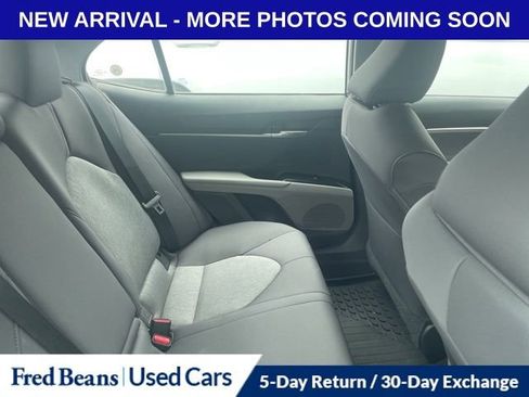 Used 2020 Toyota Camry LE FWD image 8