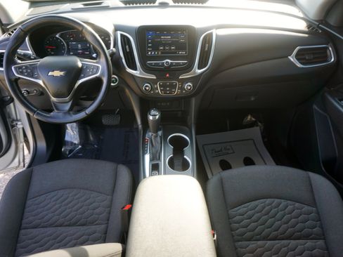 Used 2021 Chevrolet Equinox LT image 10