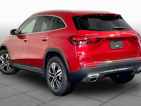 New 2026 Mercedes-Benz GLA 250 4MATIC image 3