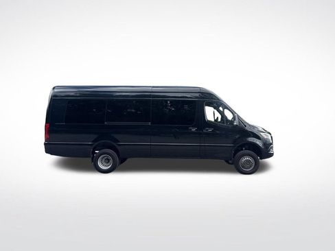 Used 2024 Mercedes-Benz Sprinter 3500 image 4