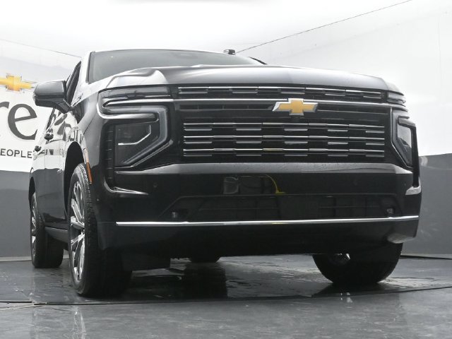 New 2026 Chevrolet Tahoe High Country AWD/4WD image 3