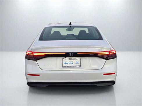 New 2025 Honda Accord SE image 7