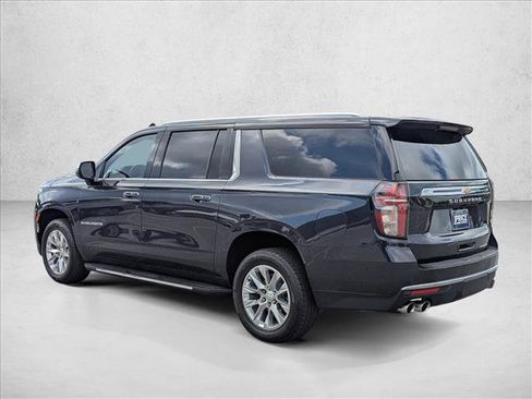 Used 2023 Chevrolet Suburban Premier RWD image 7