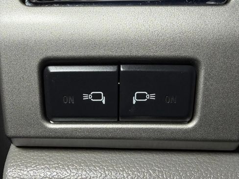 Used 2015 Ford F150 Lariat w/ Equipment Group 502A Luxury RWD image 30