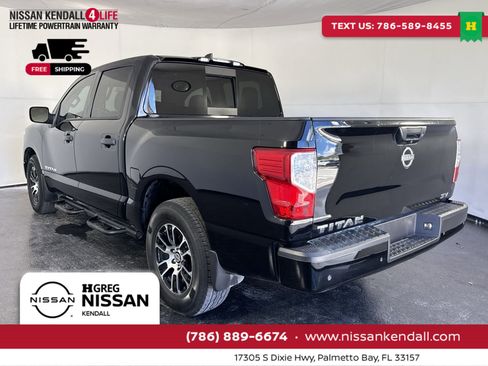 Certified 2024 Nissan Titan SV w/ SV Convenience Package image 7