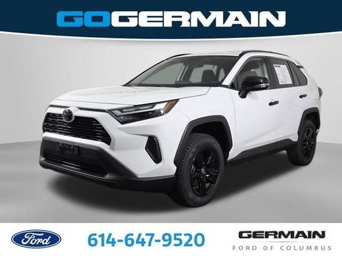 Used 2024 Toyota RAV4 XLE AWD/4WD image 1