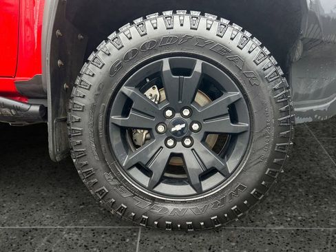 Used 2018 Chevrolet Colorado ZR2 image 9