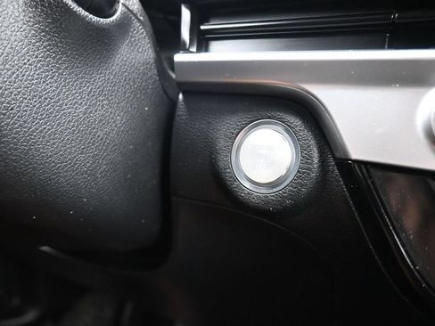 Used 2023 Kia Telluride S w/ S Sunroof Package FWD image 22